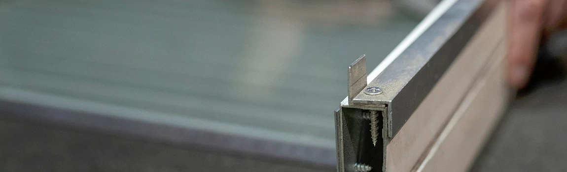 Foggy Mirror Repair in Four Corners, FL